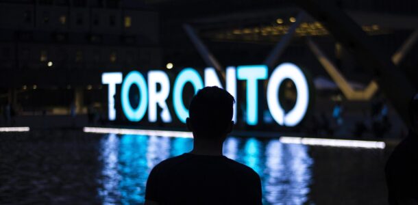 5 must for tourists in Toronto